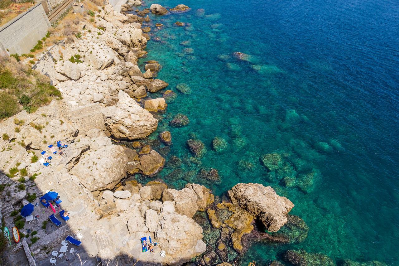 Sea Life - Taormina Apartment Luaran gambar